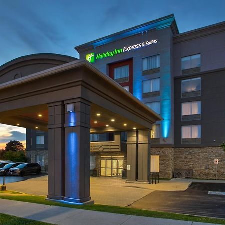 Holiday Inn Express Kingston Central By Ihg Exterior photo