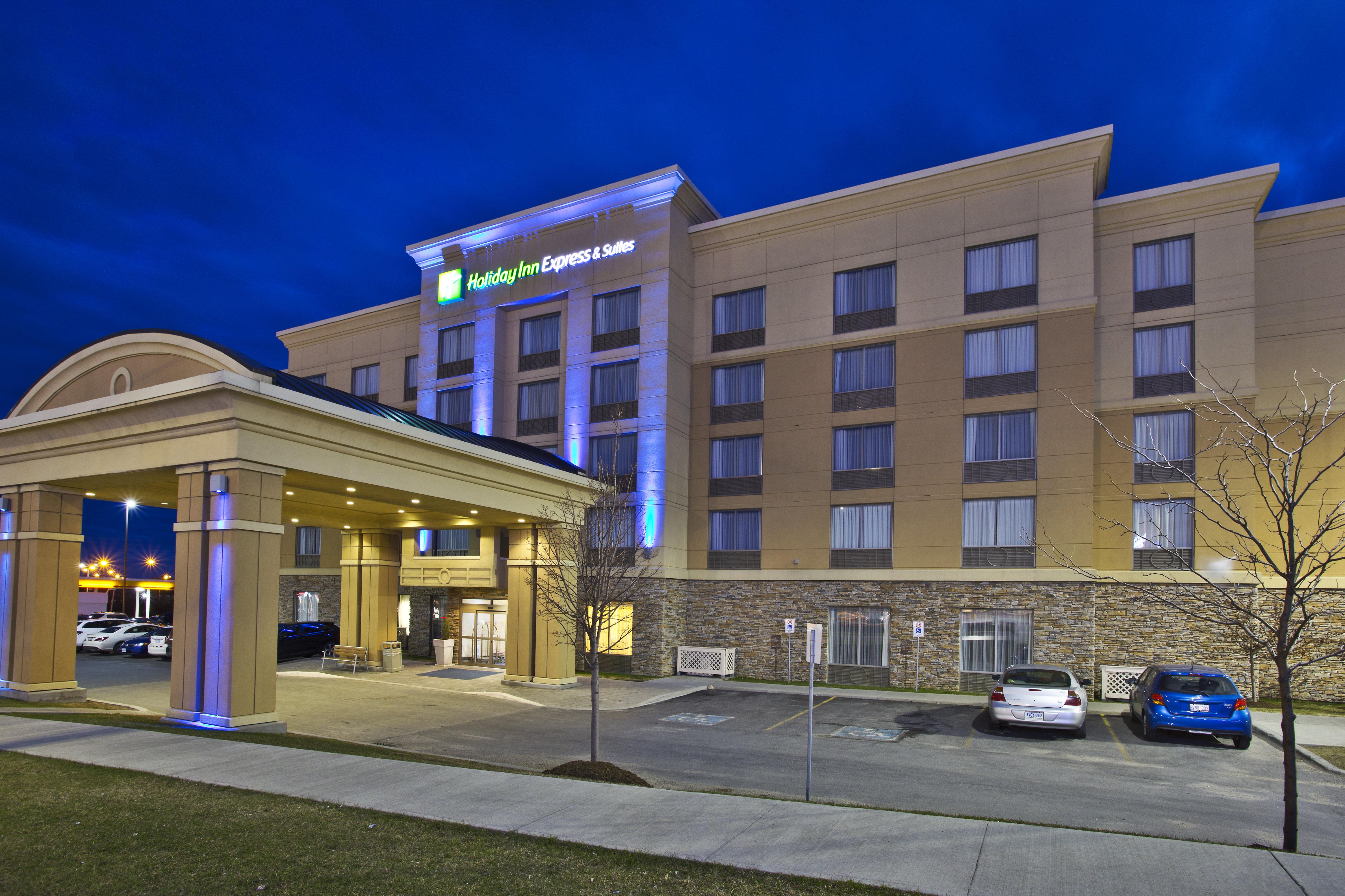 Holiday Inn Express Kingston Central By Ihg Exterior photo